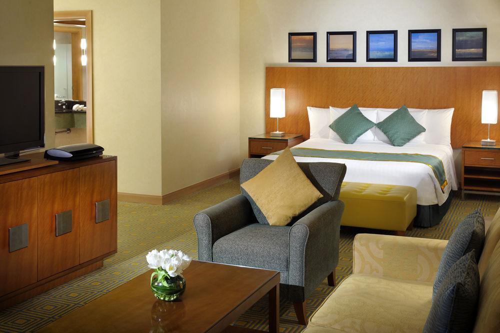 Courtyard By Marriott Kuwait City Exterior foto