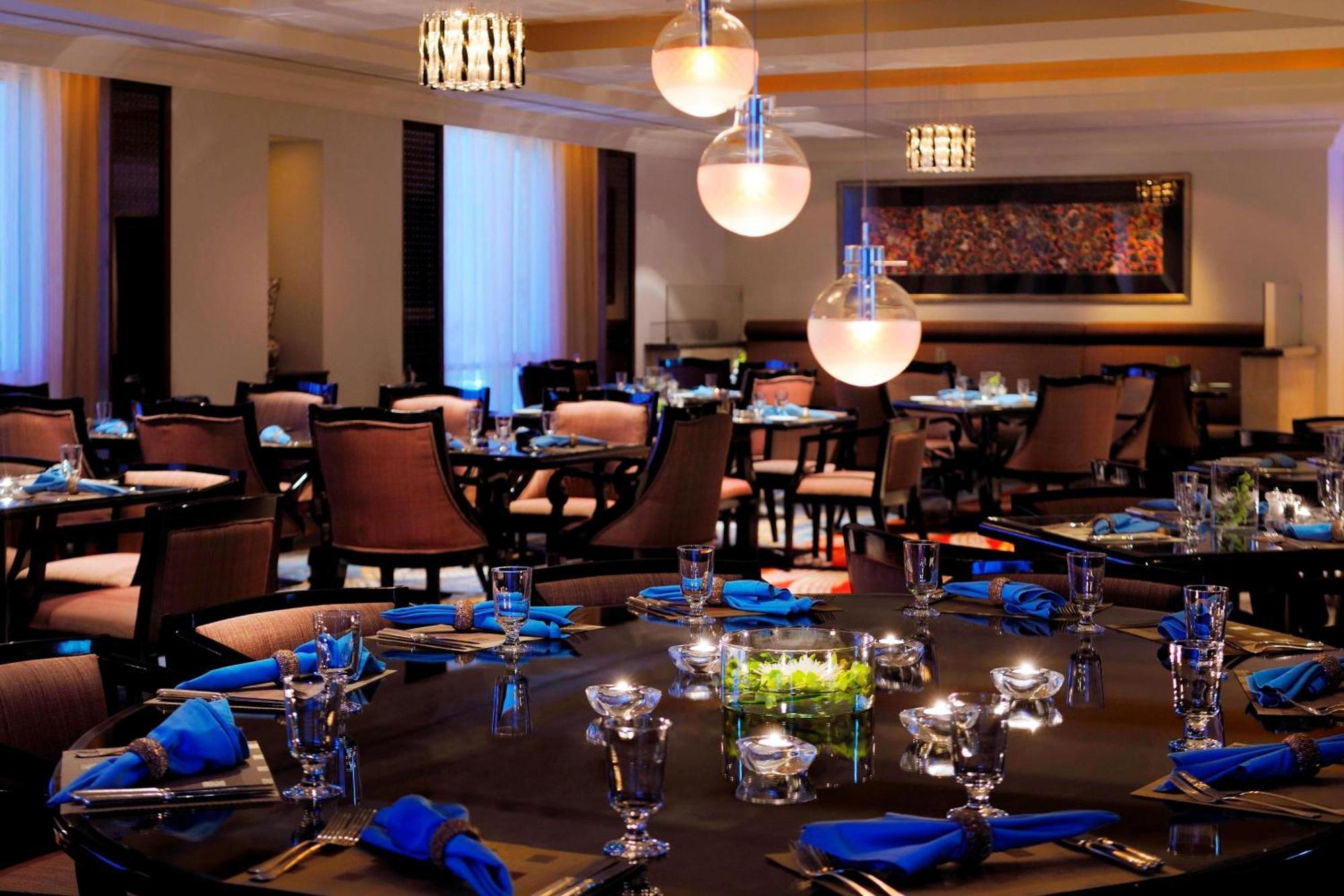 Courtyard By Marriott Kuwait City Exterior foto
