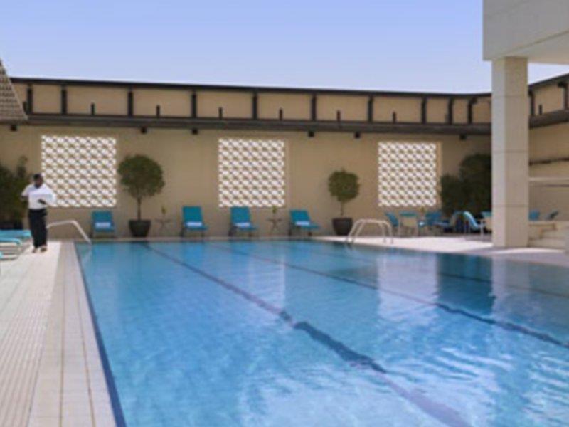 Courtyard By Marriott Kuwait City Exterior foto